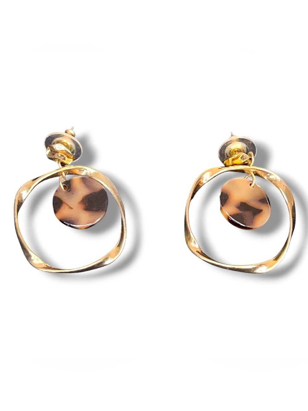 H & M Tortoise Gold Tone Hoop Earrings Dangle Retro Pinup Tiki Post Back